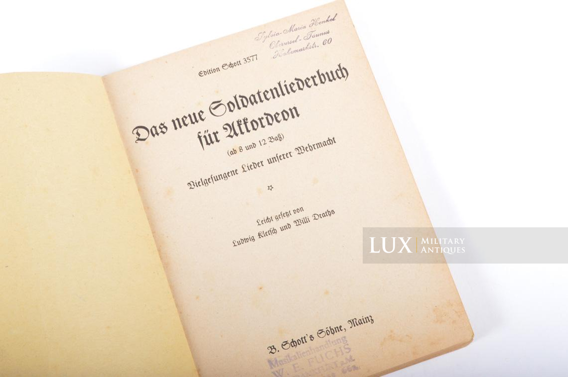 Livret de chant allemand pour jouer avec un accordéon, « Das Neue Soldaten Liederbuch » - photo 8