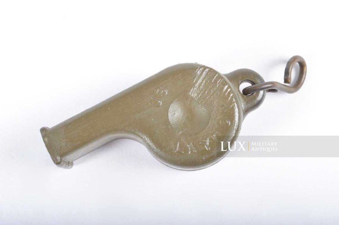 US ARMY plastic whistle - Lux Military Antiques - photo 4