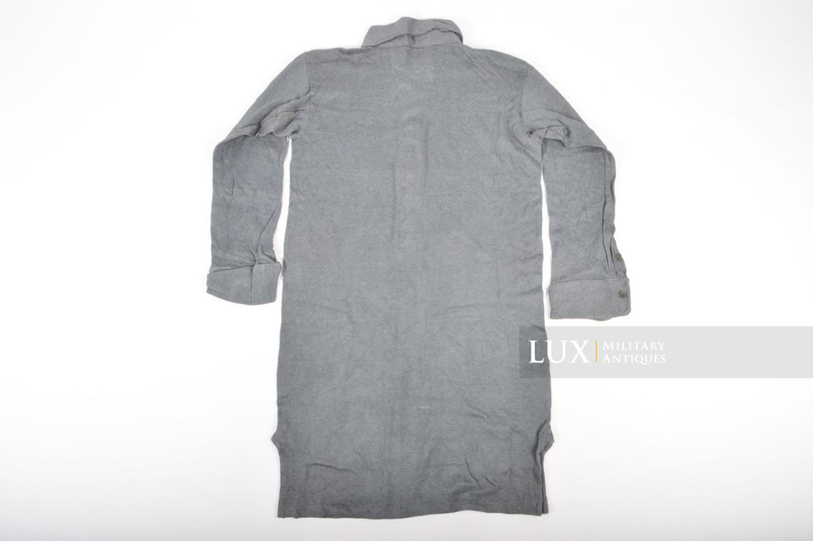 Unissued late-war Heer/Waffen-SS issue service shirt, « variant » - photo 15