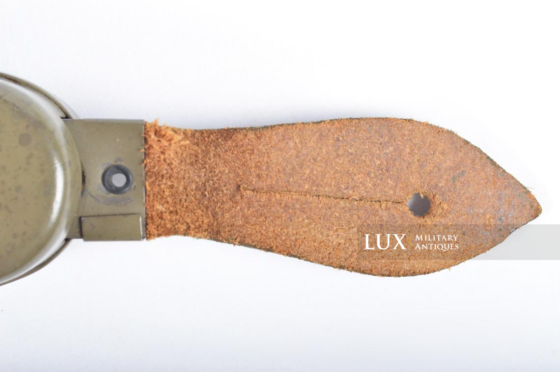 Rare lampe de poche allemande réglementaire à dynamo, « Wehrmachteigentum » - photo 11