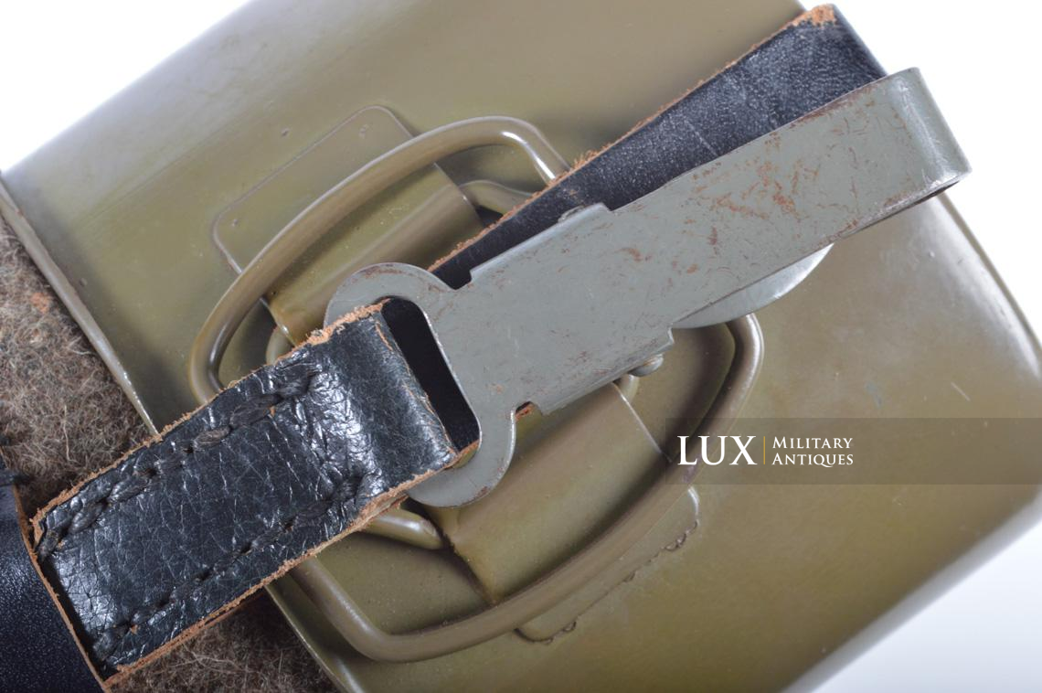 Gourde allemande fin de guerre, « C.A. », nominative - photo 9