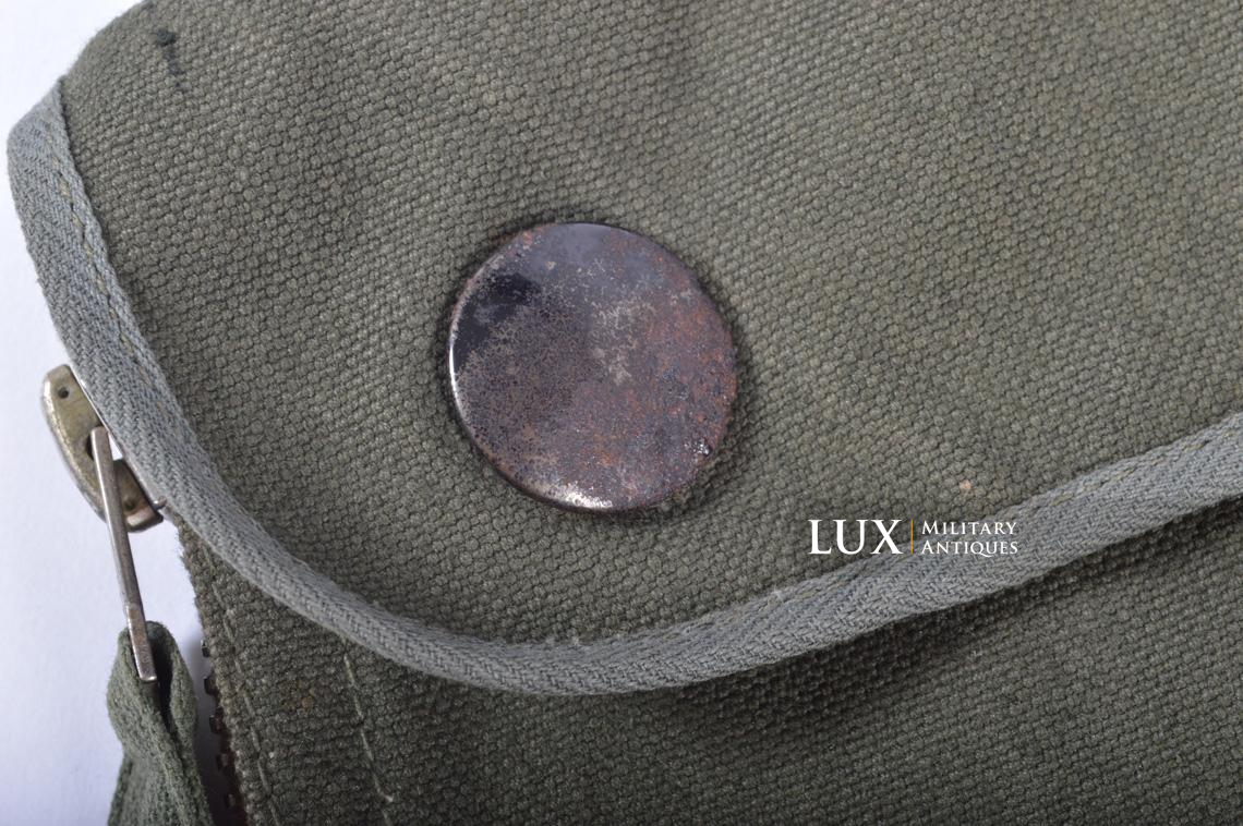 Early German paratrooper gas mask carrying bag, « AB » - photo 10