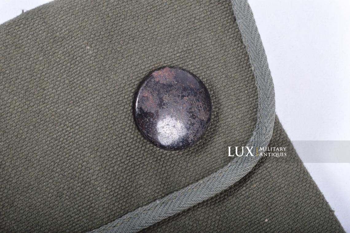 Early German paratrooper gas mask carrying bag, « AB » - photo 11
