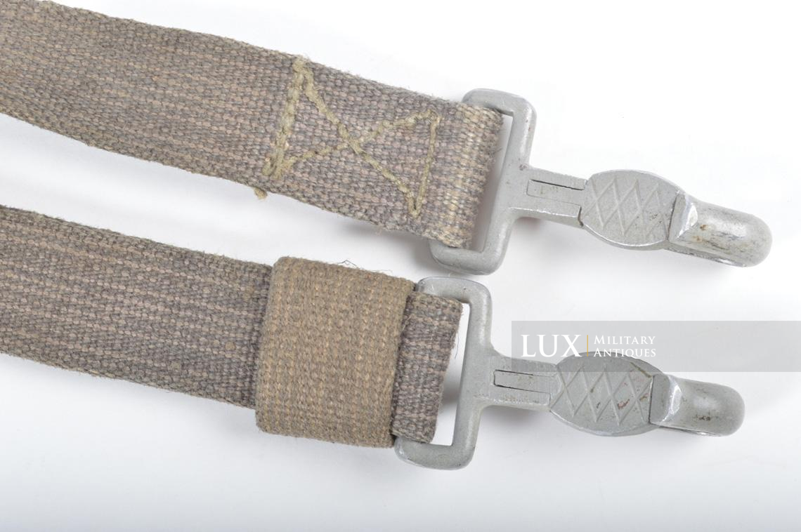 Unissued German MG34/42 optical sight box web carrying strap - photo 8