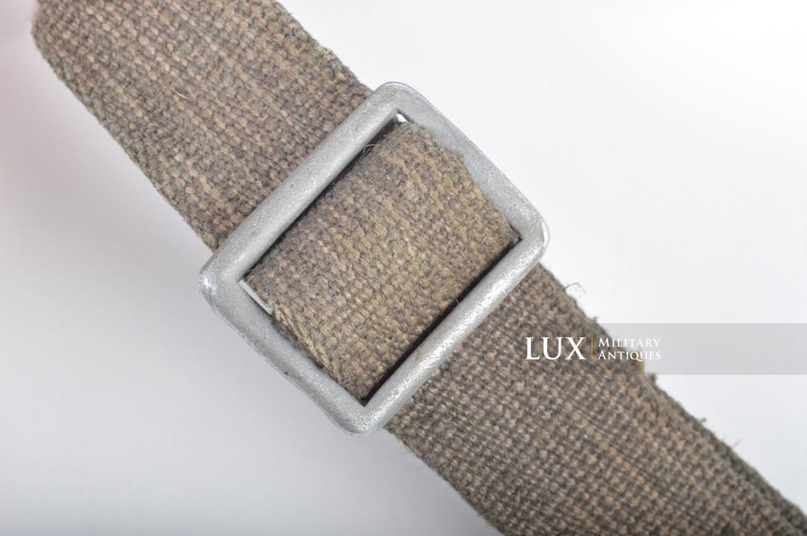 Unissued German MG34/42 optical sight box web carrying strap - photo 9