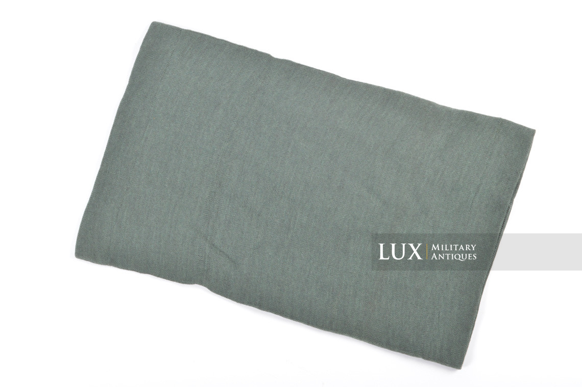 Unissued German winter tube scarf, « Kopfschützer », dated 1942 - photo 4