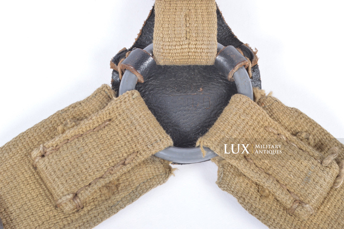 Unique late-war German tropical webbing Y-straps, « RBNr » - photo 12