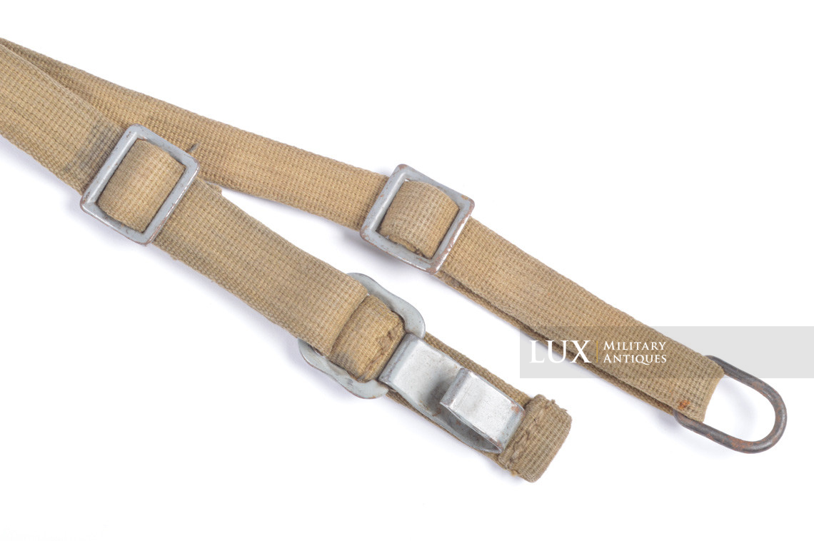 Unique late-war German tropical webbing Y-straps, « RBNr » - photo 15
