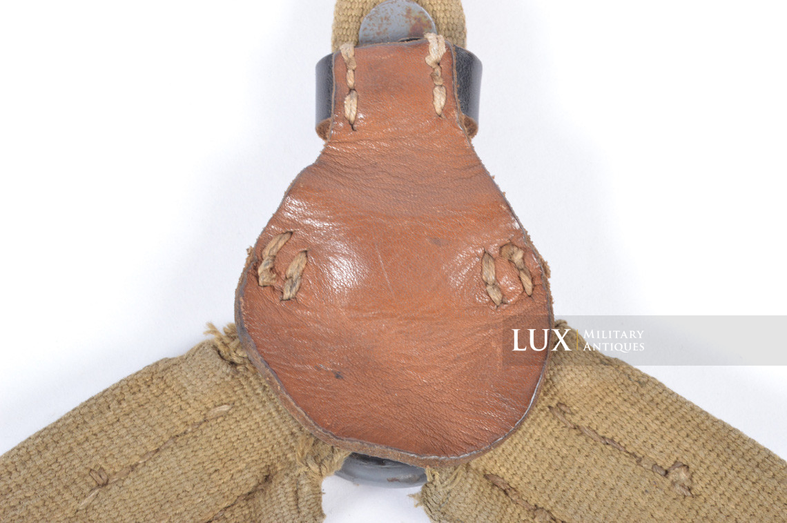 Unique late-war German tropical webbing Y-straps, « RBNr » - photo 25
