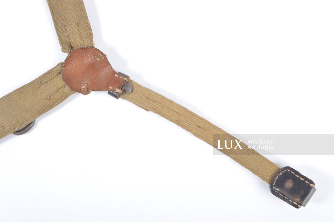 Unique late-war German tropical webbing Y-straps, « RBNr » - photo 28