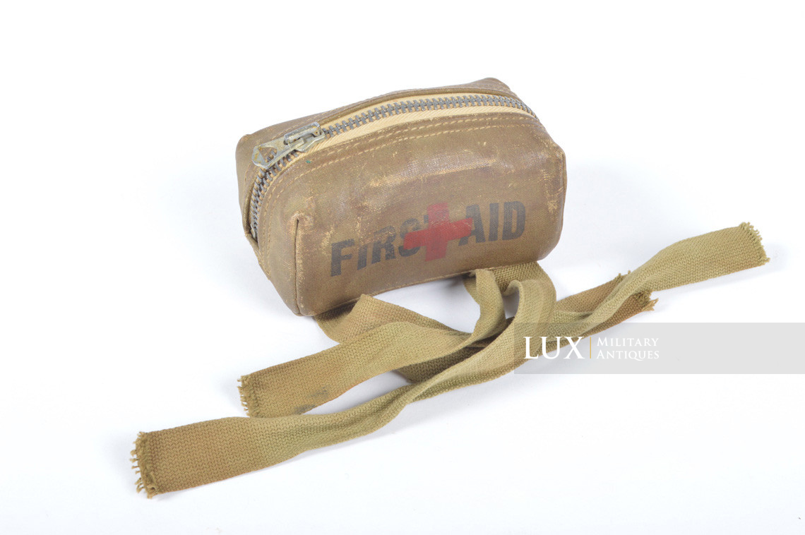 US Airforce/Airborne First Aid pouch with content, « 1st Pattern » - photo 4