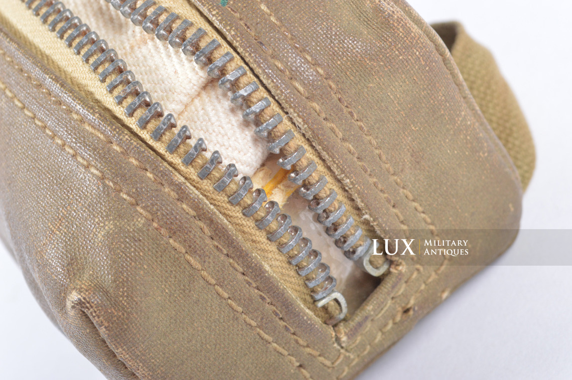 US Airforce/Airborne First Aid pouch with content, « 1st Pattern » - photo 16