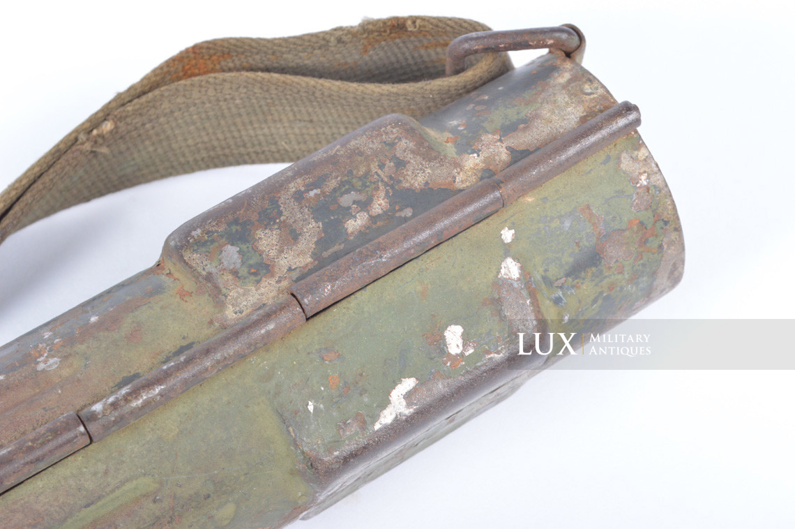 German MG34 camouflage spare barrel carrier - photo 27