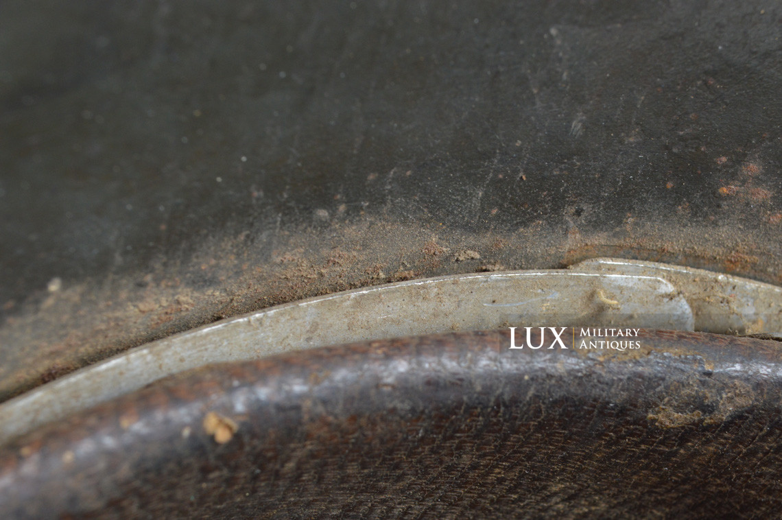 Rare M35 Heer winter whitewash camouflage combat helmet, « battle damage » - photo 66