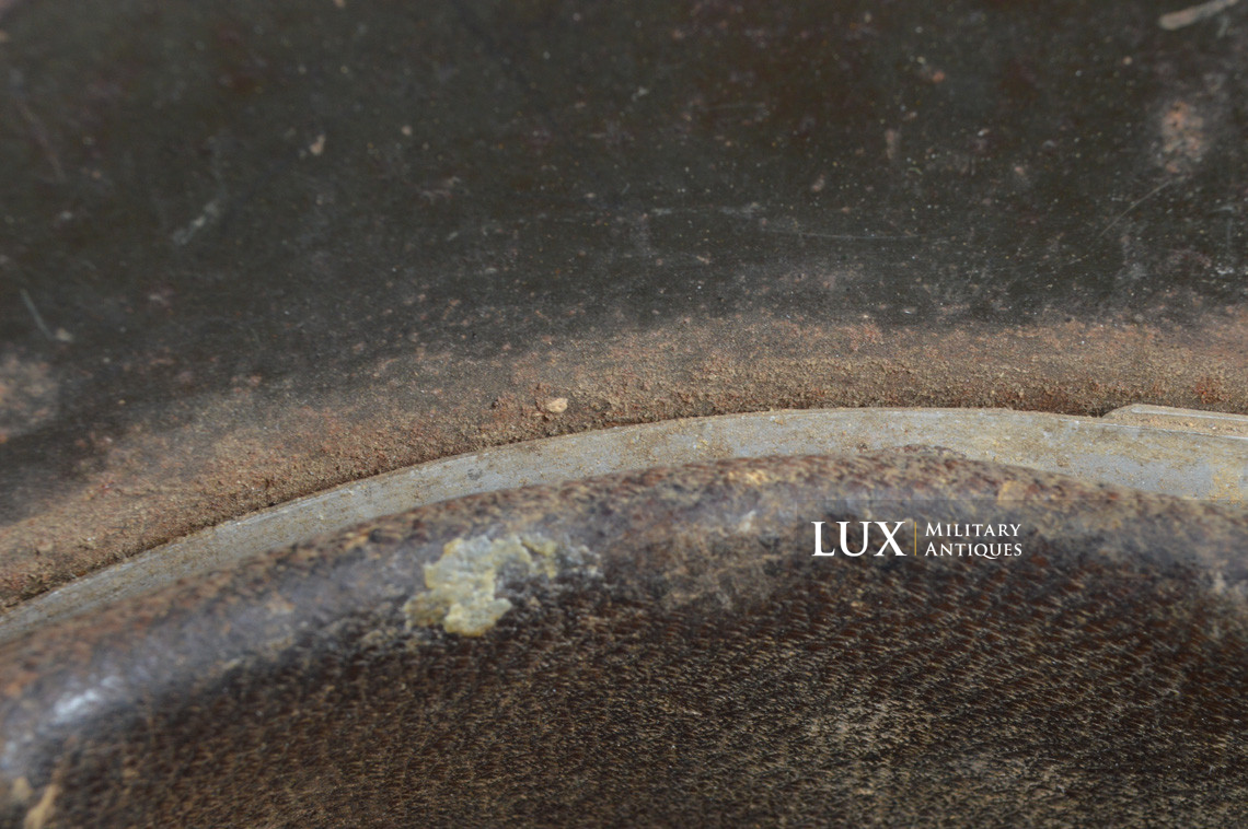 Rare M35 Heer winter whitewash camouflage combat helmet, « battle damage » - photo 67