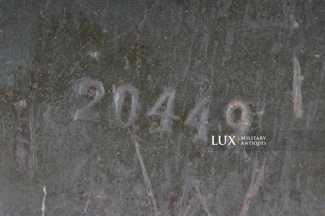 Rare M35 Heer winter whitewash camouflage combat helmet, « battle damage » - photo 51