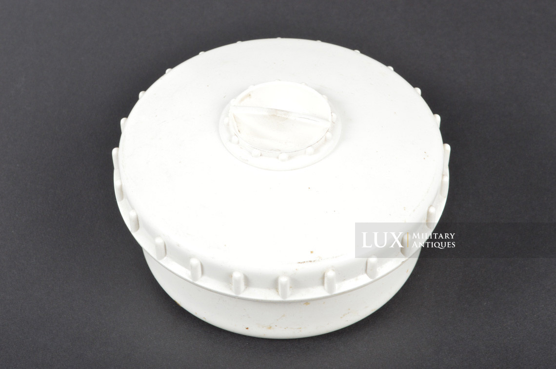 German white bakelite butter dish, « large » - photo 4