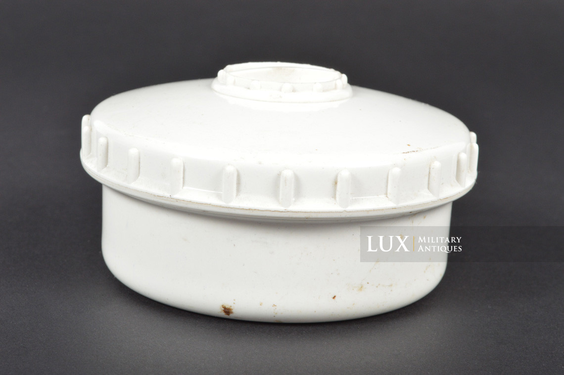 German white bakelite butter dish, « large » - photo 11