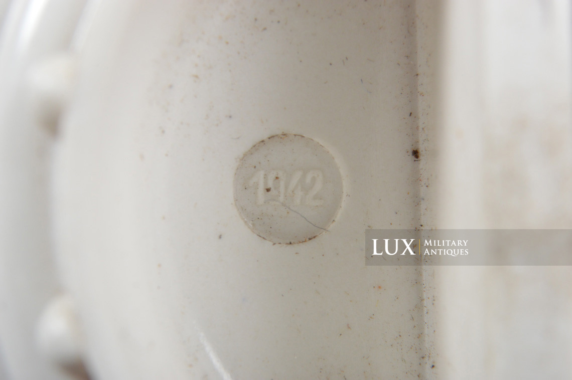 Beurrier allemand en bakelite blanc, « 1942 » - photo 8