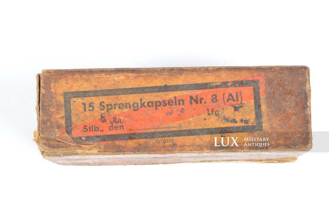 Boîte de détonateurs allemands pour grenades à manche - photo 10