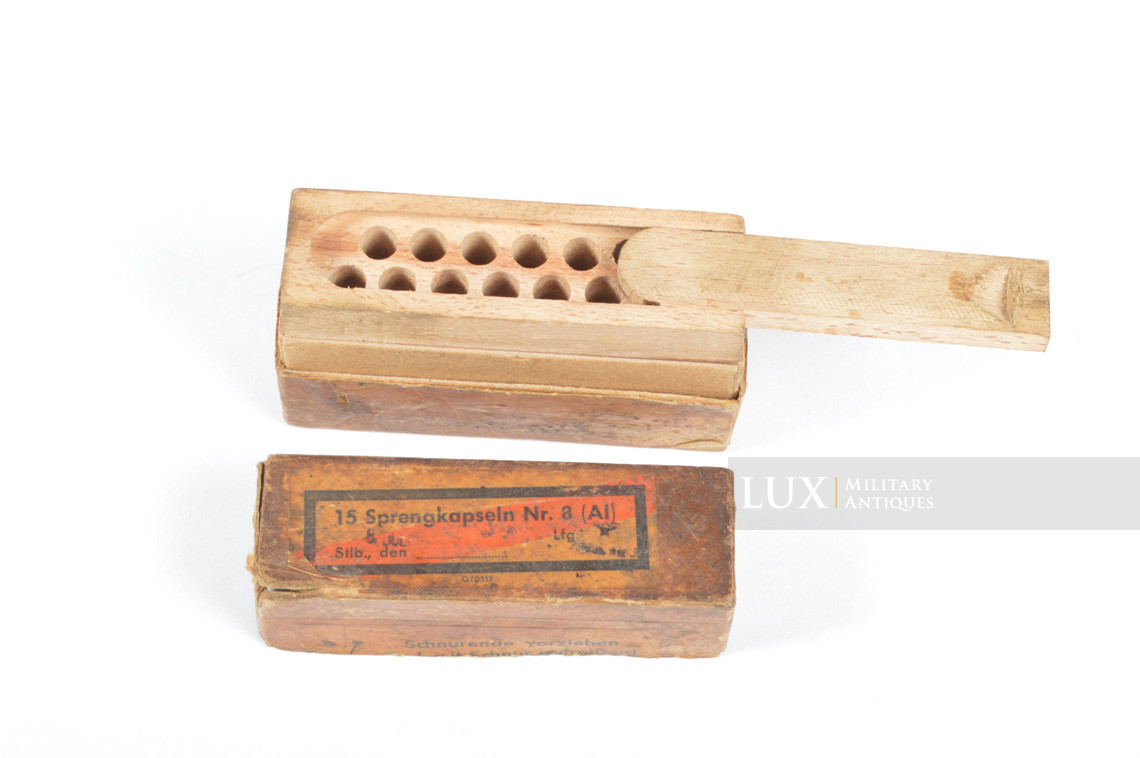 Boîte de détonateurs allemands pour grenades à manche - photo 4