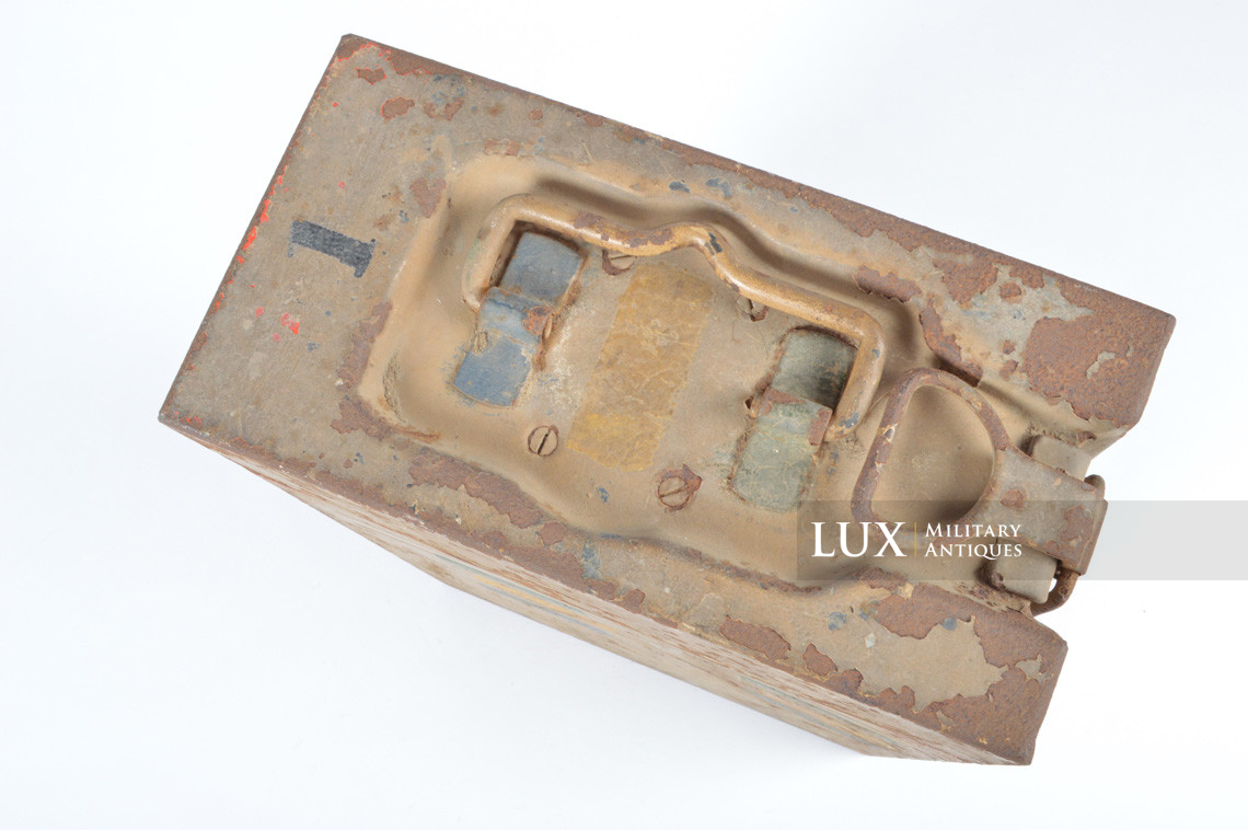 Caisse allemande pour chargeurs 2cm Flak - photo 25