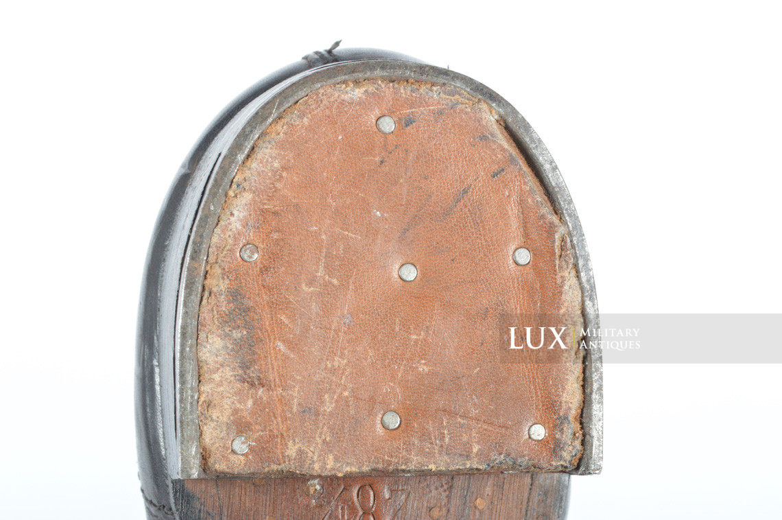 Unissued late-war German low ankle combat boots - photo 18