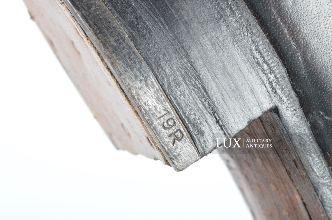 Unissued late-war German low ankle combat boots - photo 19