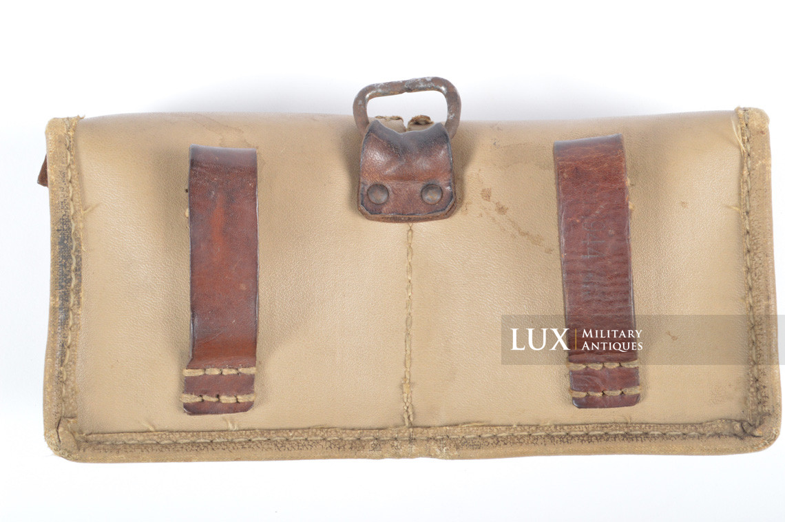 Rare porte-chargeur G43/K43 en toile cirée jaune sable du terrain, « fuq1944 » - photo 9