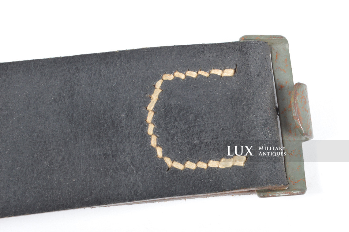 Unissued German late-war leather belt, RBNr « 0/0564/0005 » - photo 7