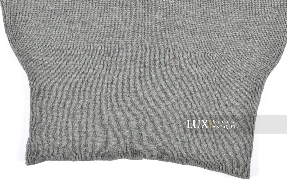 Late-war German issued « turtle-neck » sweater  - photo 10