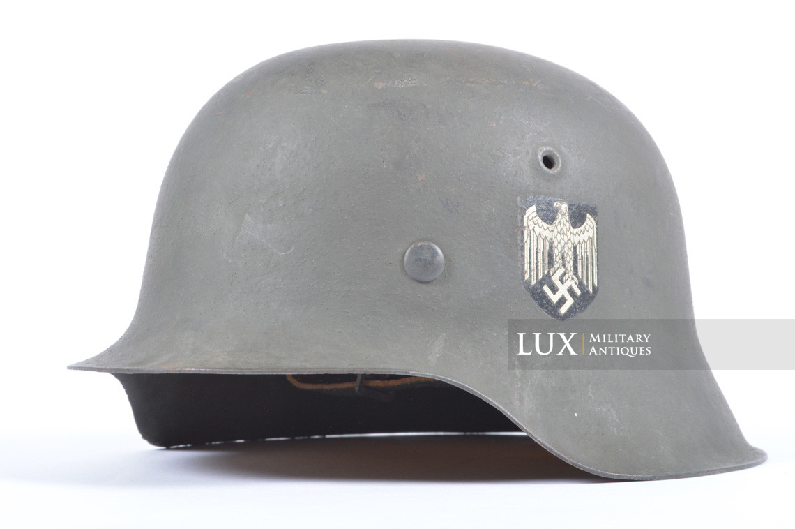 Unissued depot M42 single decal Heer German combat helmet, « ckl 64 » - photo 7