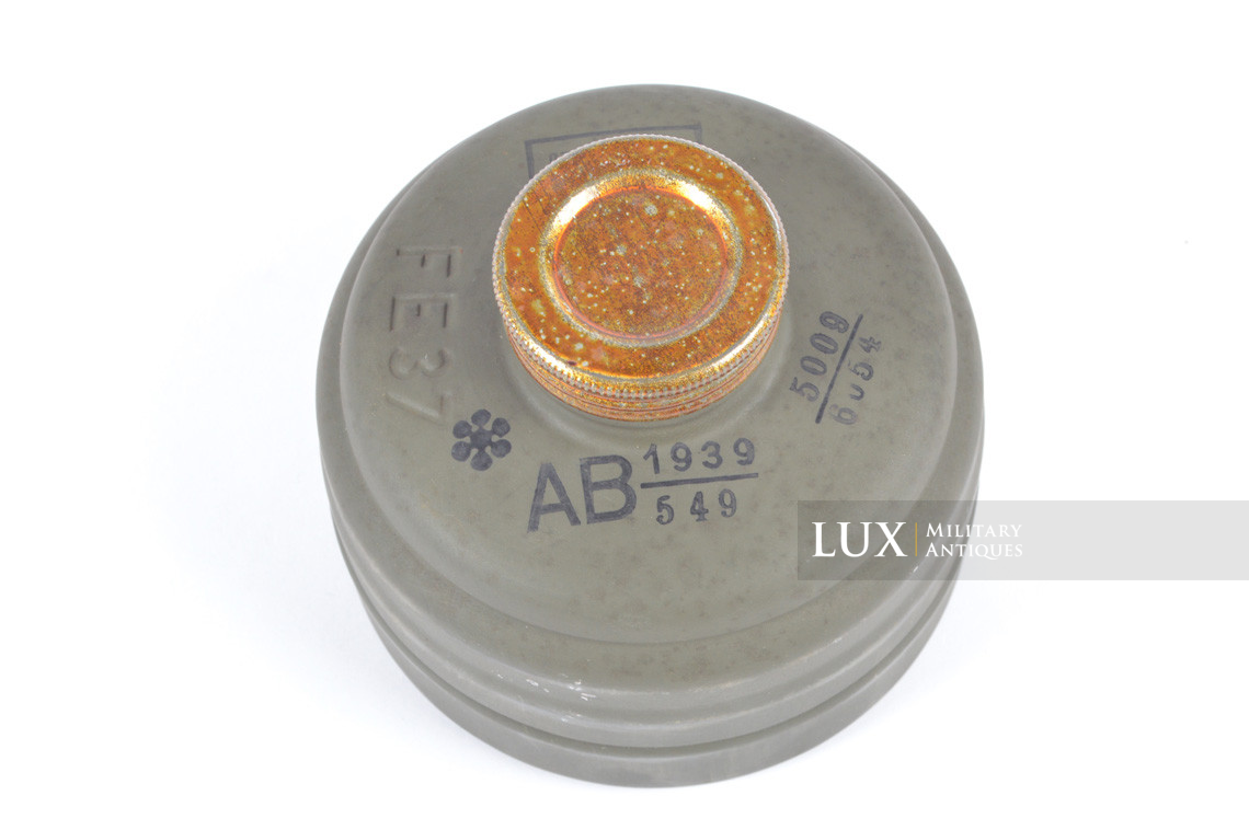 Unissued early German gas mask filter - photo 10