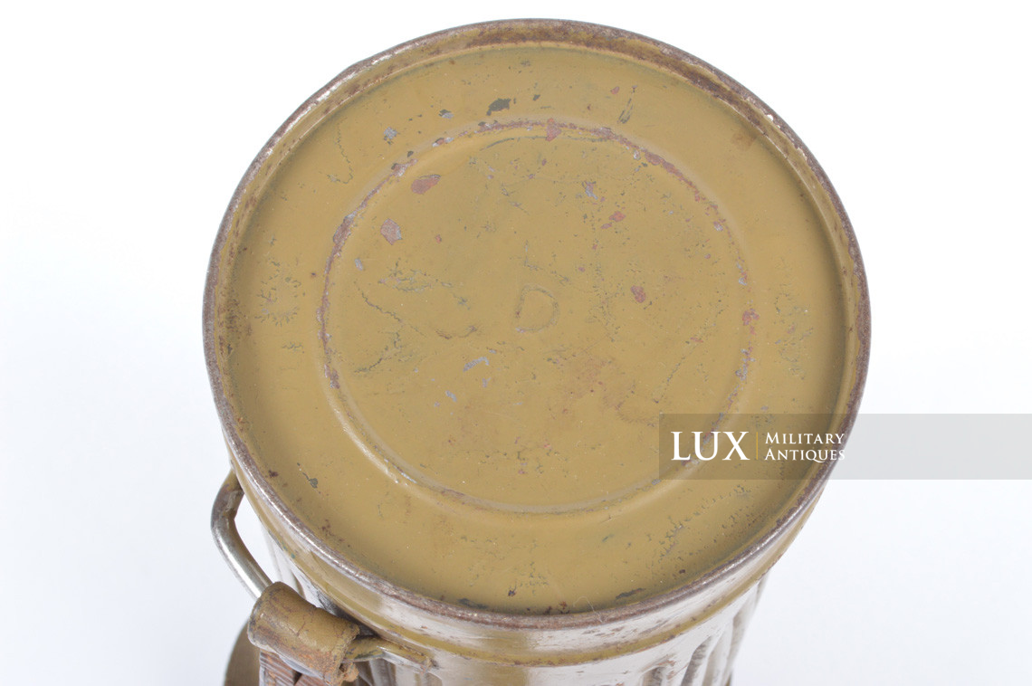 German gas mask canister in olive tropical tan camouflage paint - photo 12