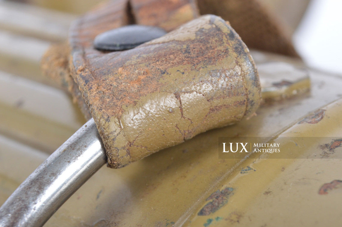 German gas mask canister in olive tropical tan camouflage paint - photo 30