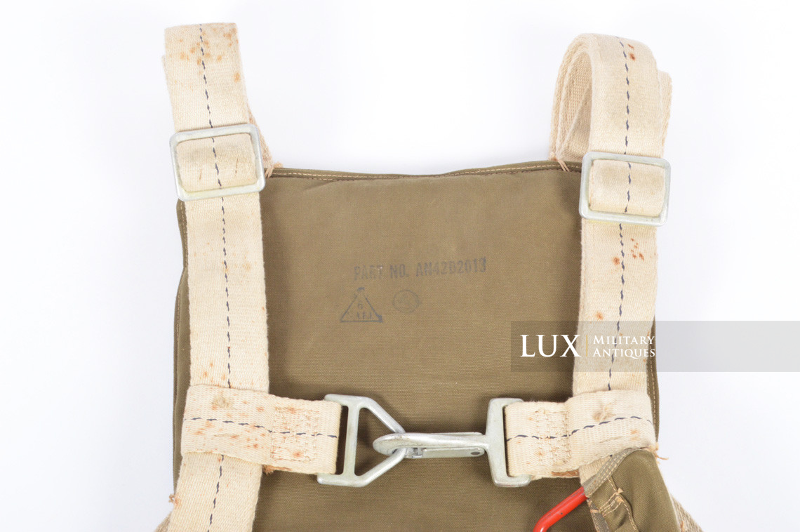 USAAF AN 6510-1 seat pack parachute, dated 1942 - photo 8