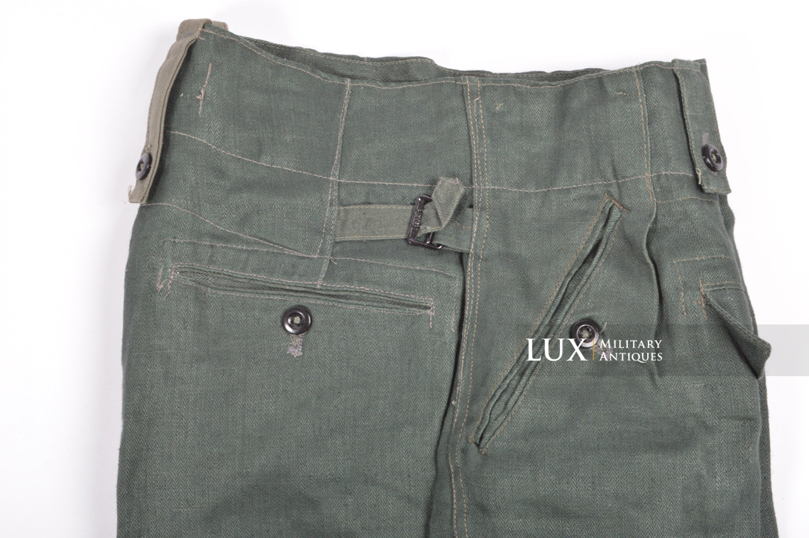 Unissued M43 Heer HBT EM's combat service trousers, « RBNr » - photo 14