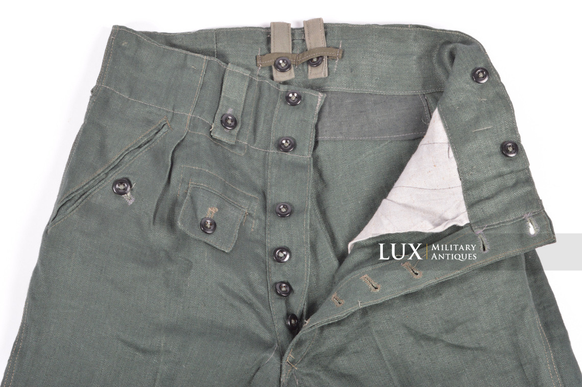 Unissued M43 Heer HBT EM's combat service trousers, « RBNr » - photo 23