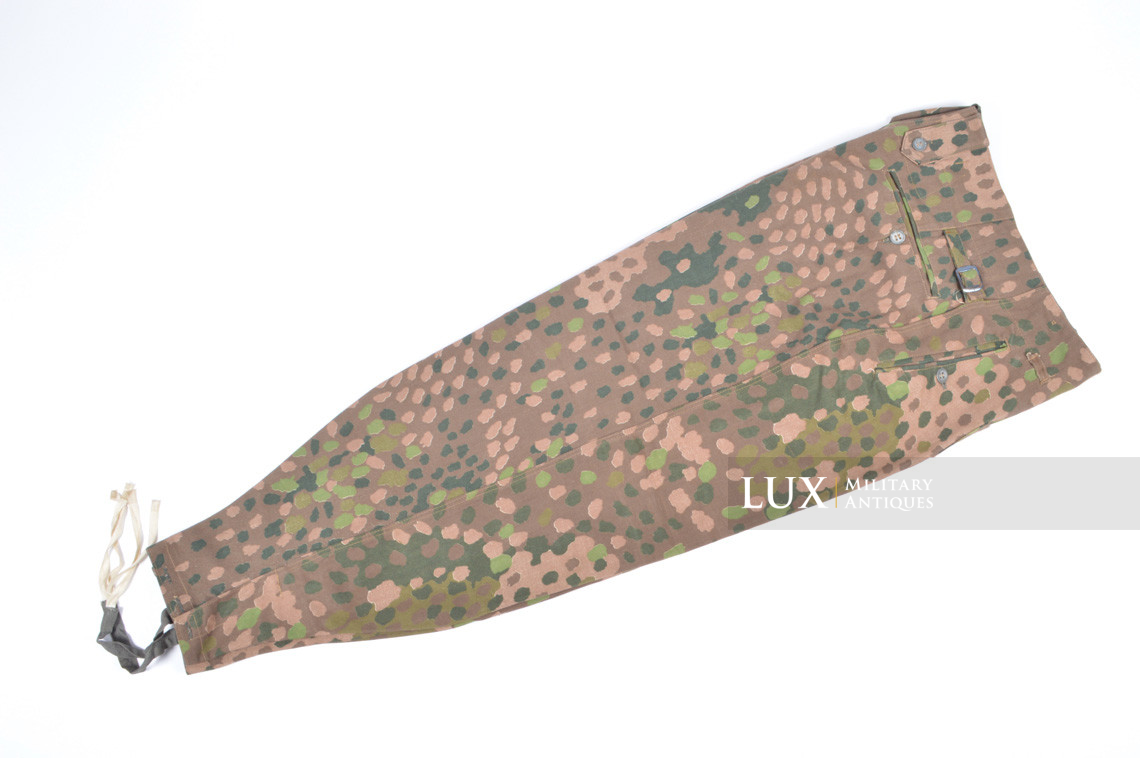 Unissued Waffen-SS M44 dot pattern camouflage trousers, « smooth cotton » - photo 10