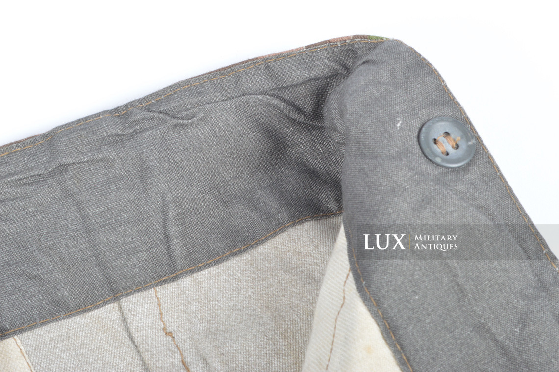 Unissued Waffen-SS M44 dot pattern camouflage trousers, « smooth cotton » - photo 24