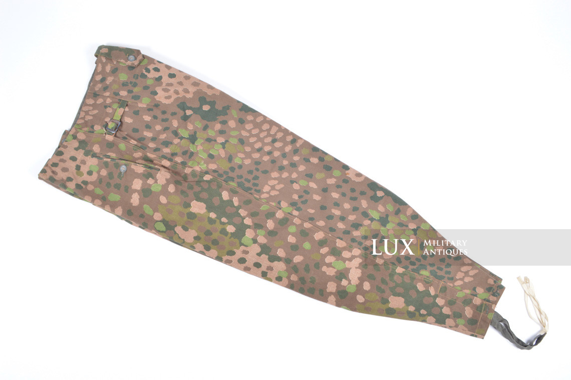 Unissued Waffen-SS M44 dot pattern camouflage trousers, « smooth cotton » - photo 4