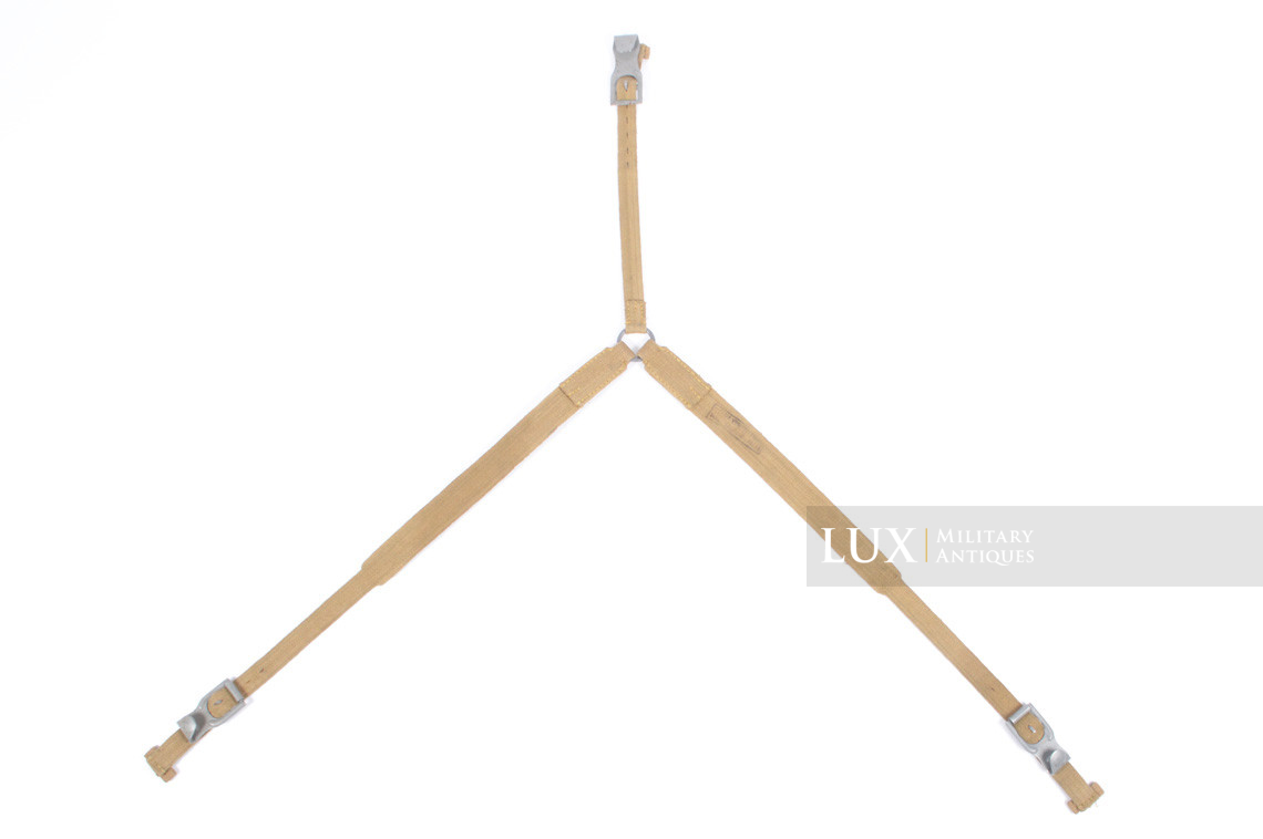 Unissued Luftwaffe tropical tan webbing Y-straps - photo 4