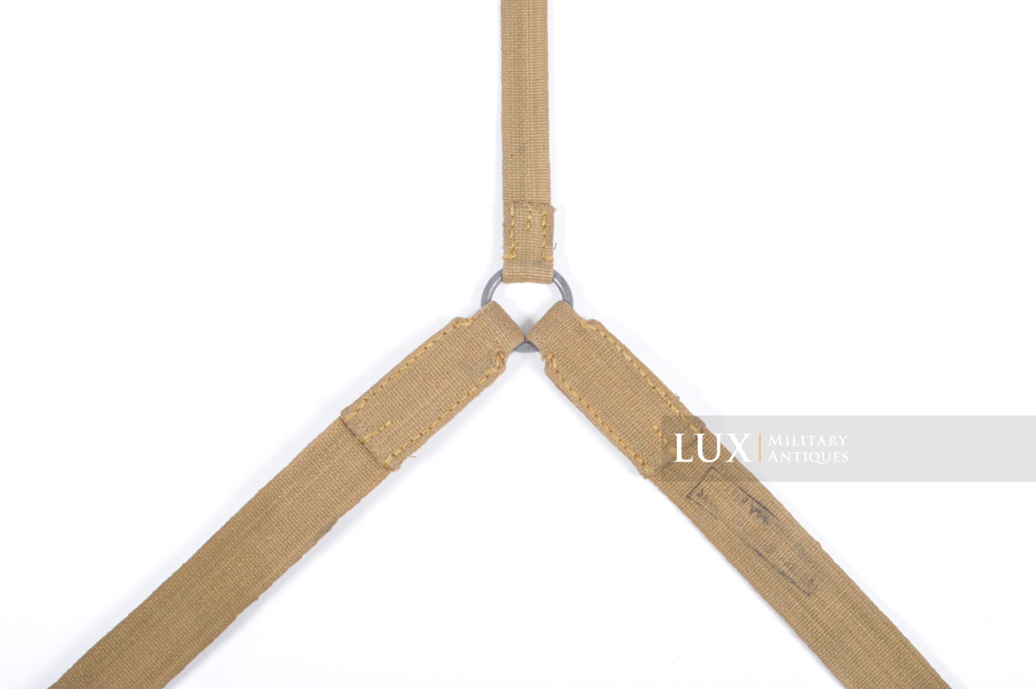 Unissued Luftwaffe tropical tan webbing Y-straps - photo 10