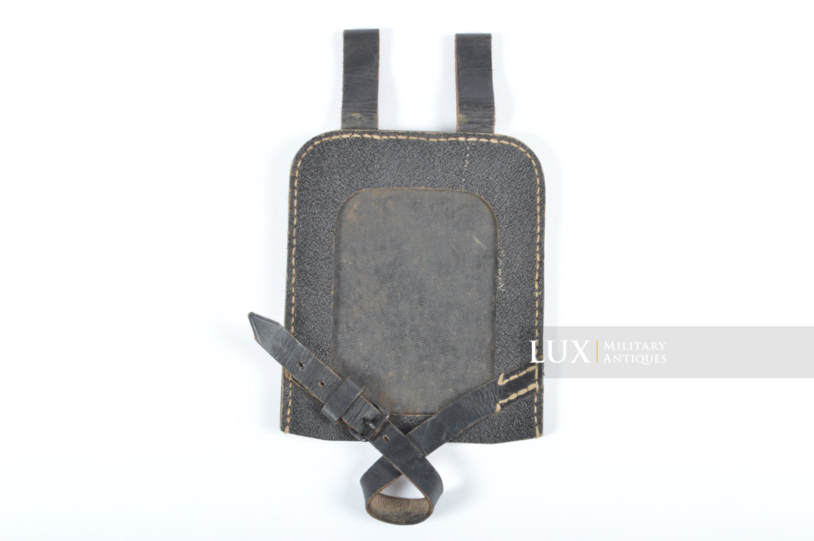 Unissued late-war German entrenching tool carrying case, « Carl Freudenberg » - photo 4