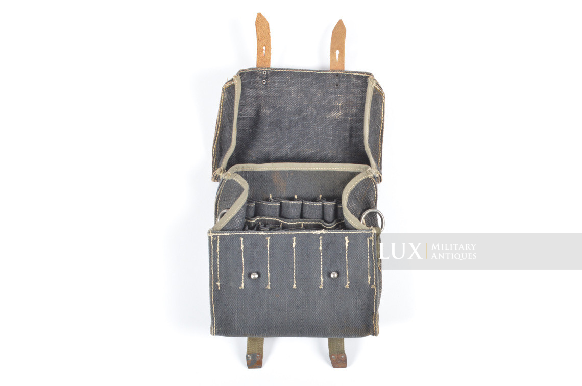 Unissued German flare gun ammunition pouch in blue webbing, « jvf 42 » - photo 22