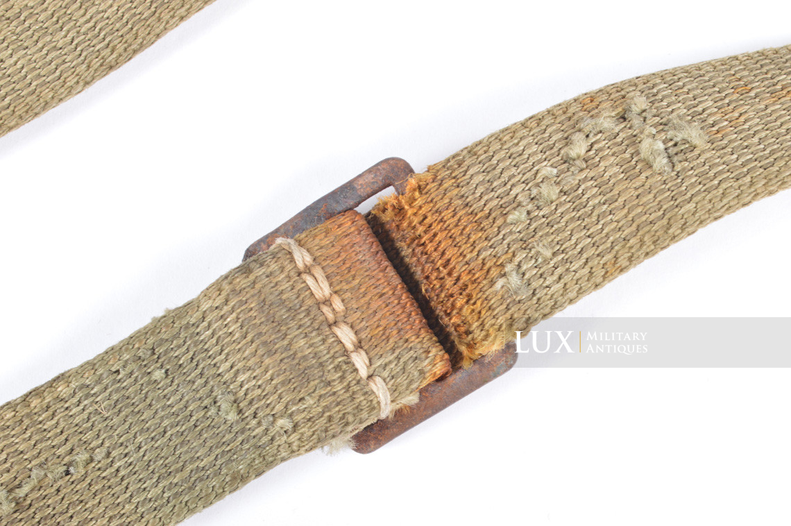 German flare ammo pouch carrying strap - photo 11
