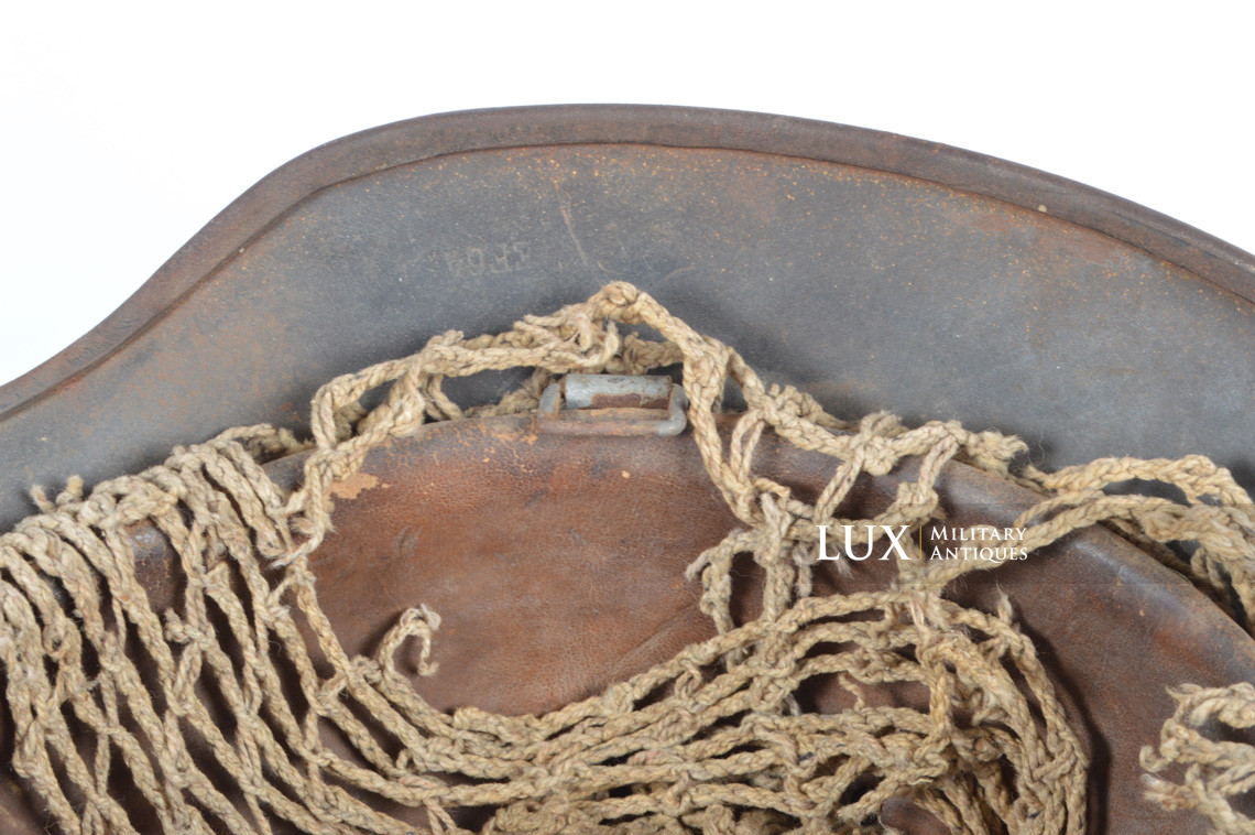 Casque allemand M40 Heer texturé camouflé trois tons avec filet, nominatif « Lobstein » - photo 68