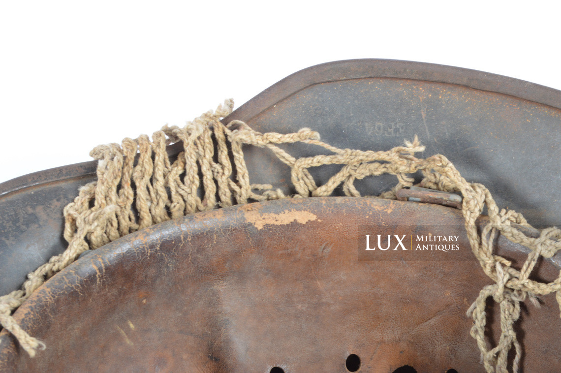 Casque allemand M40 Heer texturé camouflé trois tons avec filet, nominatif « Lobstein » - photo 76