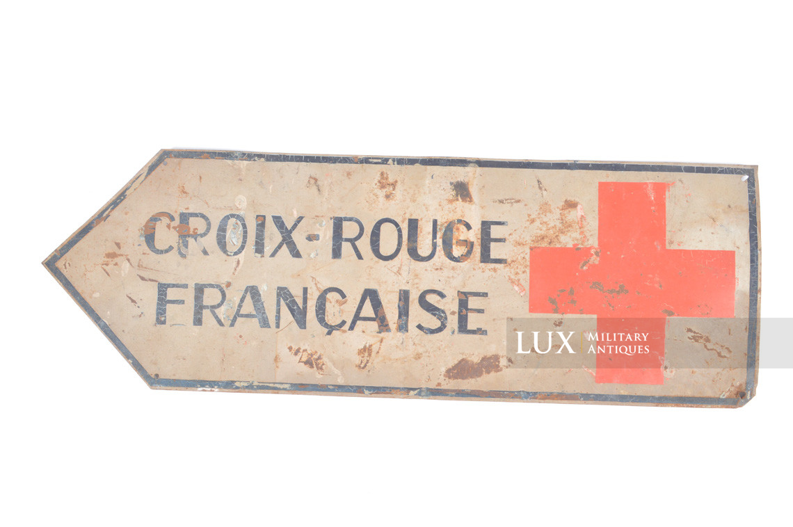 Panneau directionnel de la Croix-Rouge française - photo 13