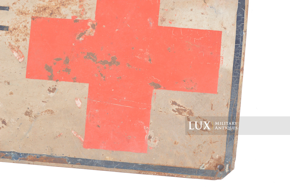 French red cross directional sign - Lux Military Antiques - photo 14